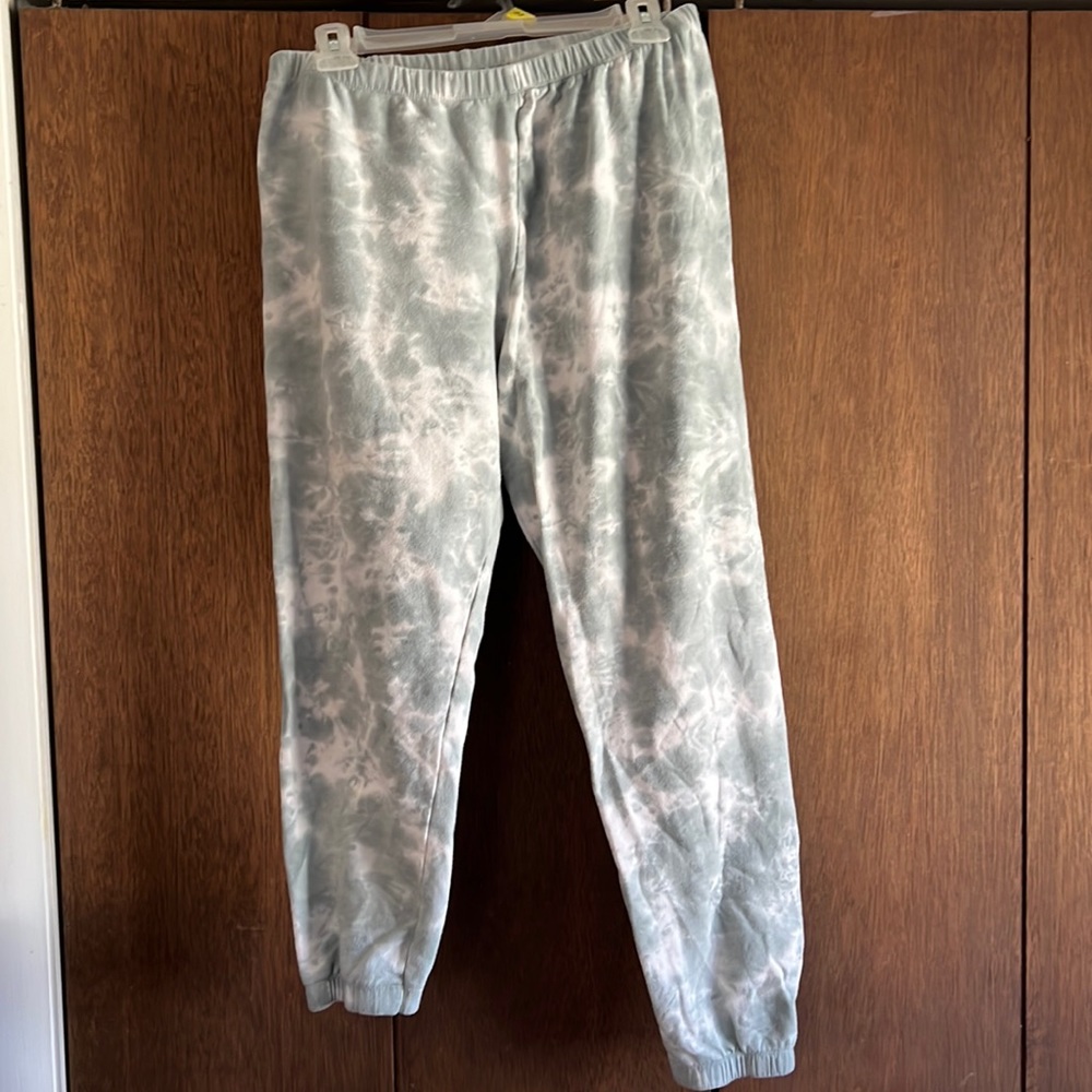 Sweats size large